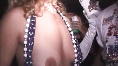 Those non-professional had a party - 12 image