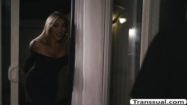 TS Eva likes the way Stepson copulates her booty - 1 image