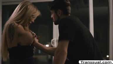 TS Eva likes the way Stepson copulates her booty - 10 image