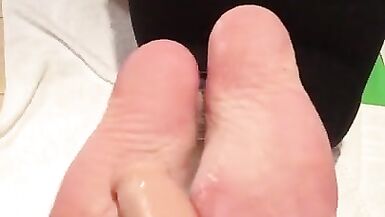 Lady-Man Arse Stuffed by Machine with Marvelous Pink Feet two