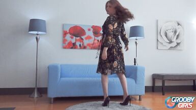 Foot Fetish Izzy Wilde - 1 image