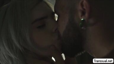 TS Ella bonks her boyfriend in the morning - 6 image