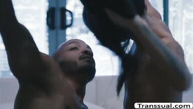 Ebon Boy bangs TS Wife Khloes arsehole - 2 image