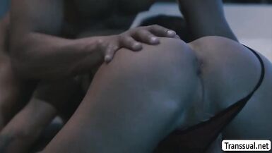 TS Khloe enjoys when her spouse bonks - 5 image