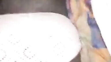 Ladyboy Love in Da Hotel - 1 image