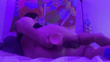 TS Vixen Plays with herself anew - 6 image