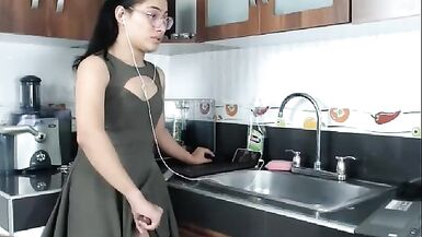 Large Cock Sexy British Pakistan Sheboy - 1 image