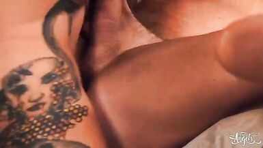 3some woman and shemale - 12 image