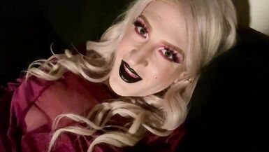 Vampy Trans Hottie Annika Jones Seduces u - 8 image