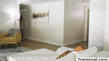 TS sweetheart bonks and massages her swarthy bff - 2 image