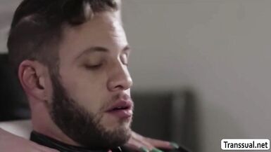 TS Natalie enjoys sucking dudes bigcock - 5 image