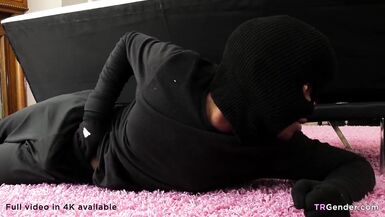 Lena Moon finds a burglar dick in her house - 4 image