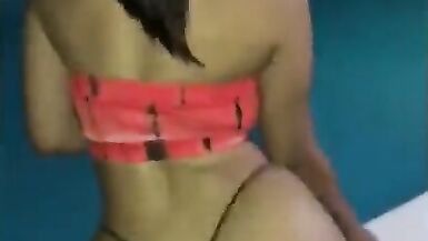 Big ass females, ass shaking, - 8 image