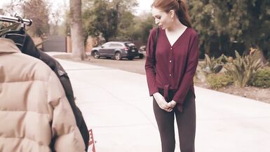 Stunner Redhead Maya Kendrick Fucks Her Doppelganger Tranny Aspen Brooks