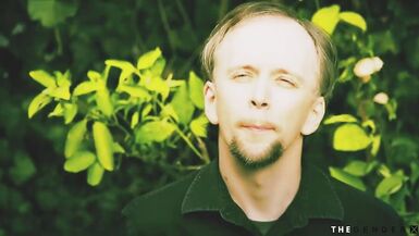 Nubian trans masturbates outdoor and seduces guy - 1 image