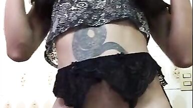 Babi LIma shemale showing you beaultiful body spectacular cock - trans se divertindo na quarentena sozinha e gozando muito - 1 image