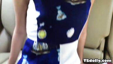 Bubble butt ladyboy on dick - 2 image