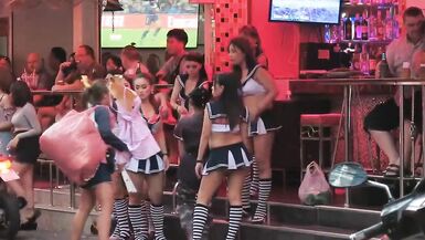 prostitute PATTAYA STREET LADY BOY et LADY - 15 image