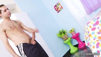 Bruna Butterfly and Beatricy Velmont fucking Max Scar - 2 image