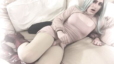 Sexy TS Jerks her Cock for you - 5 image