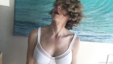 Beautiful shemale milf - 3 image