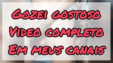 Daniela e Sabrina em uma chamada via Skype - 3 image