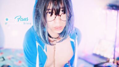 [4k] Asian Sissy Masturbating while Watching Dota 2 Tournament - 5 image