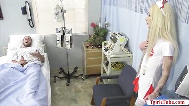 TS Jenna enjoys sucking dudes hard boner - 4 image