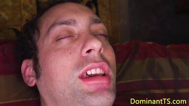 Transgender babe sixtynines guy before anal - 12 image