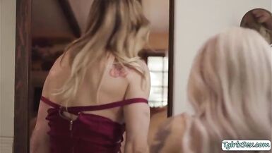 Latina Ts analed her Ts stepsister - 5 image