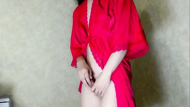 Ladyboy Masturbate Dick like a Pussy - 5 image