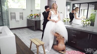 Cheating Wife Casey Kisses Fucks Kenzie Taylor Pussy - 5 image