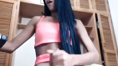 Amateur Shemales Cum Hard - 15 image