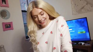 Bottoming out in my Ass, Trans Girl Bounces on Cock