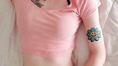 Big Dick Tgirl gives herself a Huge Facial - 6 image