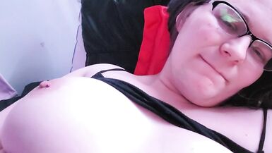 Amy Shows off her little Body for you - 13 image