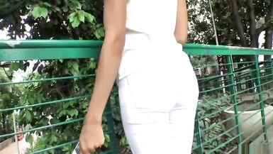 Melissa gets her dick sucked