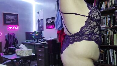 Amy Stretches her Hole & Asks an Important Question - 2 image