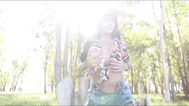 Transgender escorts and prostitutes never stop work and fun - 8 image