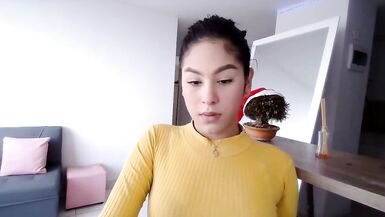 teen brunette tgirl webcamshow! - 2 image