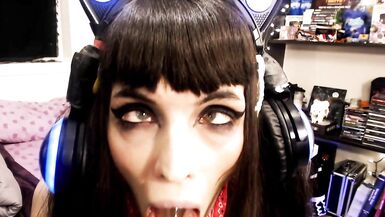 Transgender Gaymer Girl Transcending to the next Level