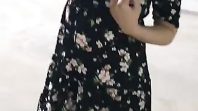 Inexperienced shemale sucks dick outdoors - 5 image