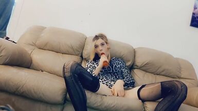 Trans Cheetah Girl Cam Show - 13 image