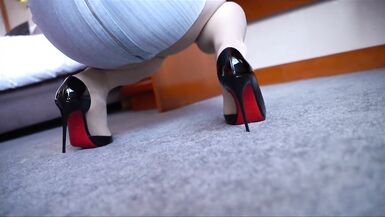 Sexy Tgirl Alina Teasing in Shiny Nude Pantyhose