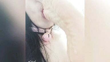 Asian chick love sucking her foot and cum on her toes - 15 image