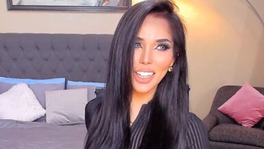 Hot Shemale Masturbation - 1 image