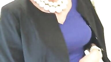 Sexy Shemale Milf - 6 image