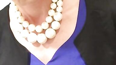 Sexy Shemale Milf - 9 image