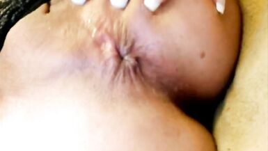 Hermosa Transexual Barbie Anderson Disfrazada De Sexy Policia - 13 image