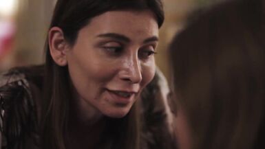 TS Stepmom really wants to bond - 2 image